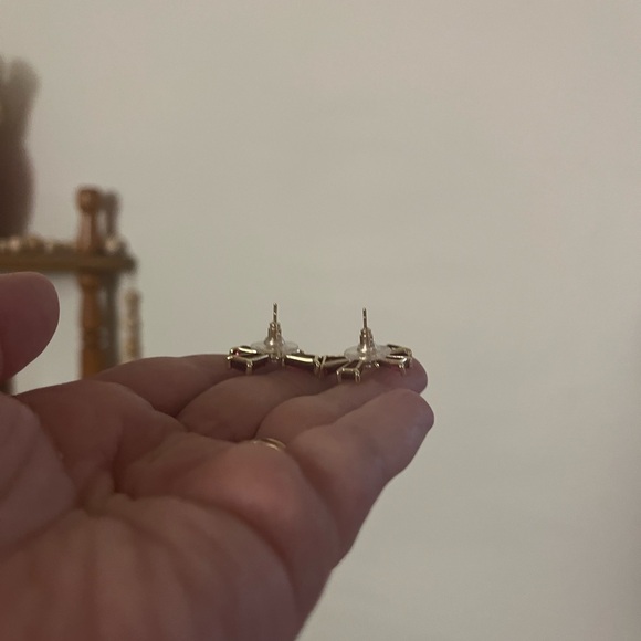 Kendra Scott Red Bow Earrings - Picture 3 of 3